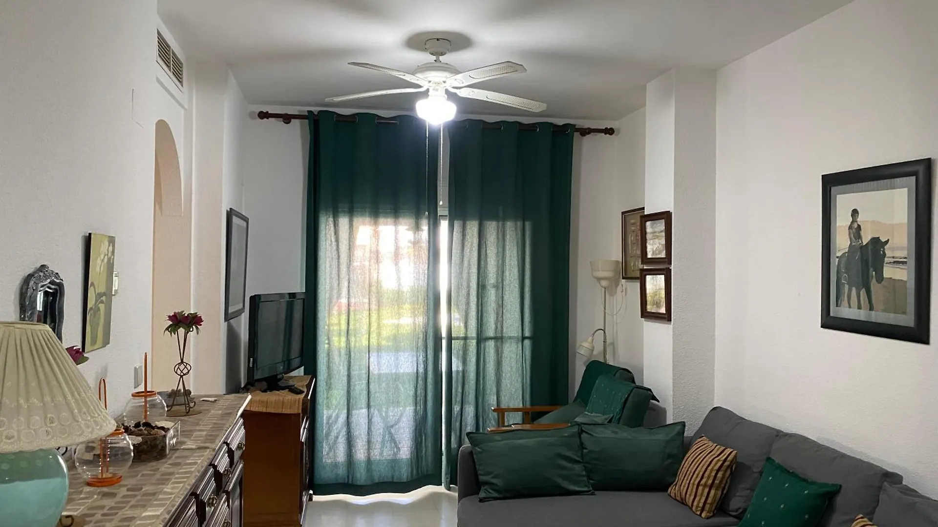 Apartamento A Pie De Playa Rota Apartment